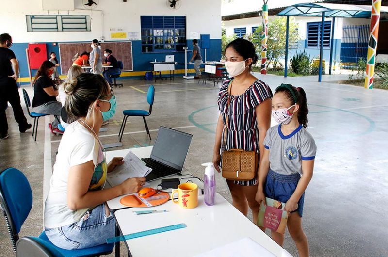 Escola pública em Manaus: projeto aprovado na Câmara define ensino básico como atividade essencial - Ione Moreno/Semcom