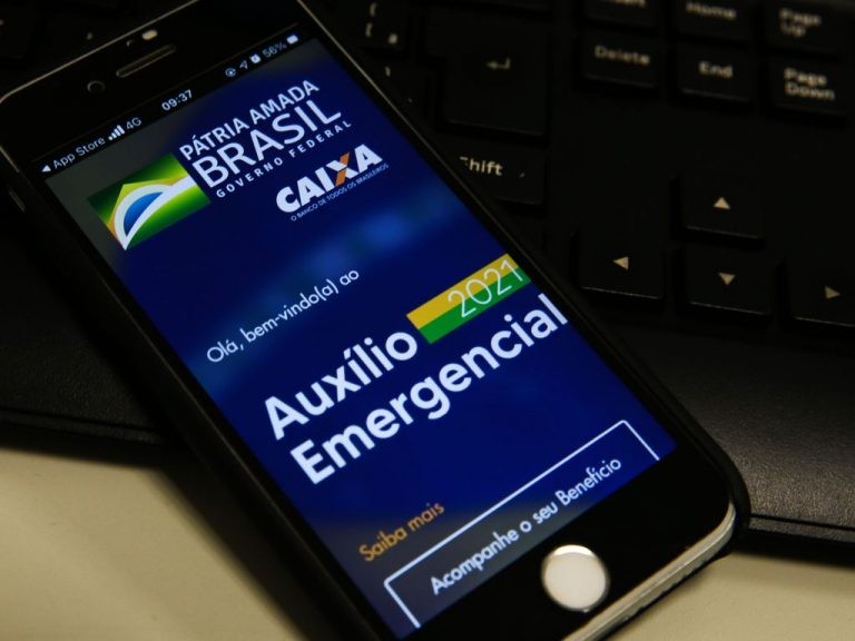 Pagamento só será feito a quem estiver cadastrado no site ou aplicativo da Caixa - (Foto: Marcello Casal jr/Agência Brasil)