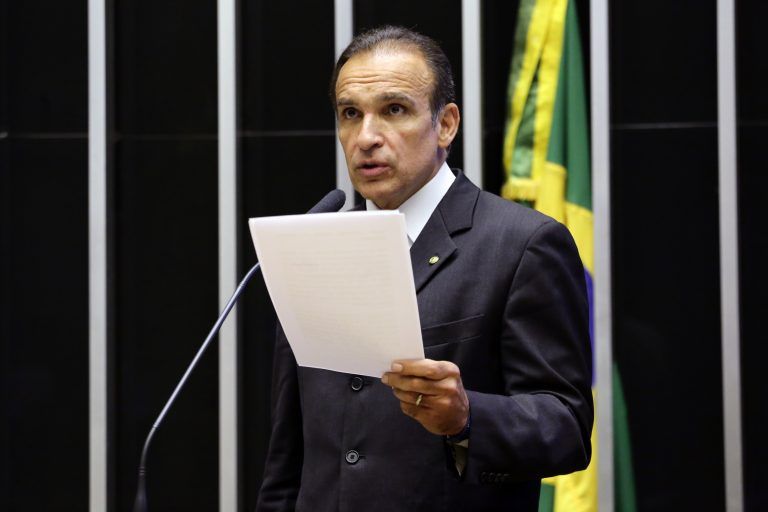 Leal: bicicleta é meio seguro de o trabalhador se deslocar em tempos de pandemia - (Foto: Michel Jesus/Câmara dos Deputados)