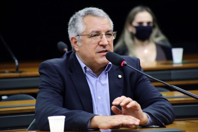 Padilha alertou para desmonte da estrutura de HIV/aids do Ministério da Saúde - (Foto: Michel Jesus/Câmara dos Deputados)