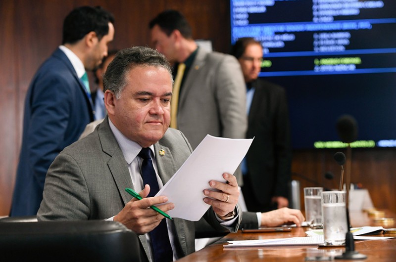 O projeto é relatado pelo senador Roberto Rocha (PSDB-MA) - Edilson Rodrigues/Agência Senado