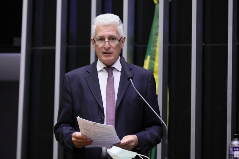 Rogério Correia: 