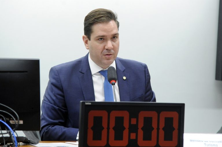 Bismarck: qualificação vai potencializar a empregabilidade dos pescadores - (Foto: Gustavo Sales/Câmara dos Deputados)