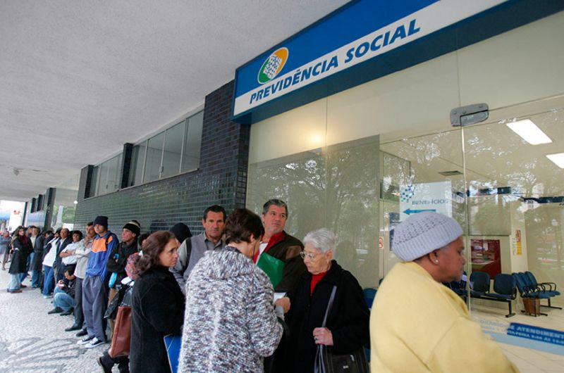 Atualmente suspensa, devido à pandemia, prova de vida deve ser feita a cada 12 meses - Aniele Nascimento/Gazeta do Povo