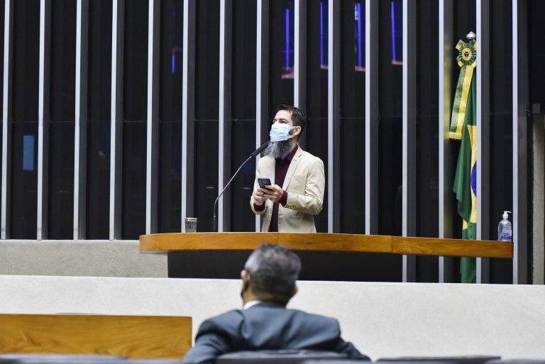 Rogério Guedes: população carcerária é sobrevivente em celas superlotadas - (Foto: Zeca Ribeiro/Câmara dos Deputados)