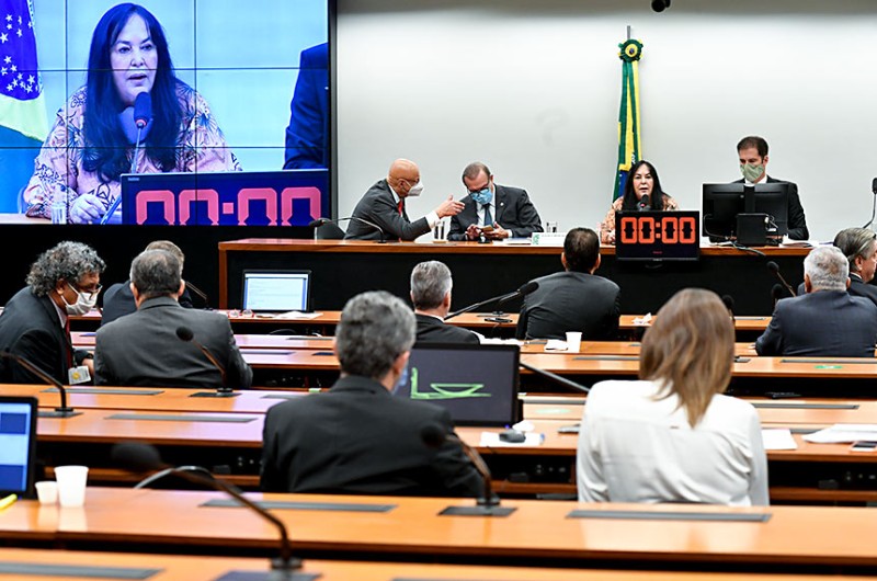 Esperidião Amin, Wellington Fagundes e Rose de Freitas, presidente da Comissão Mista de Orçamento, em reunião na quinta-feira - Geraldo Magela/Agência Senado