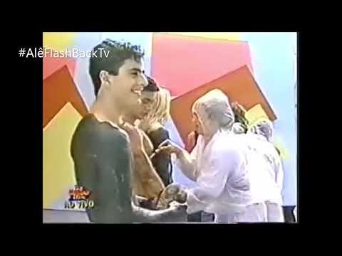 Prova de Retirar Lama das Moças e Rapazes com Marinara e Conrado - Domingo Legal - 1995